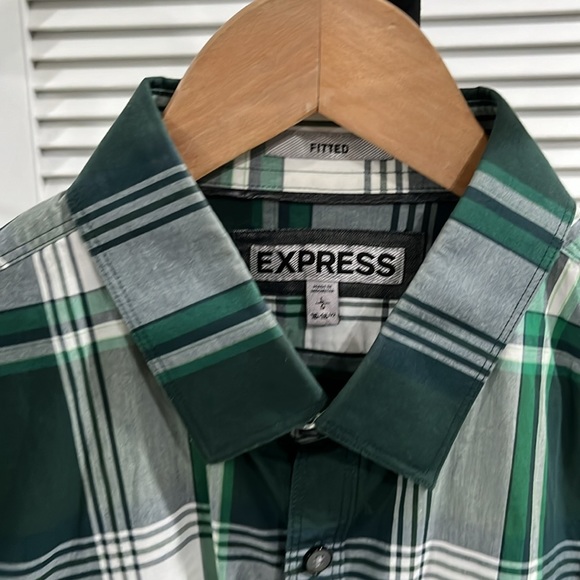 Green Express Fitted Sz Large - Picture 2 of 5